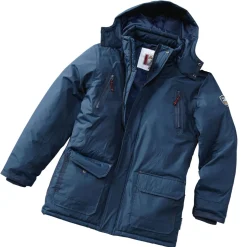 Bei rauem Küstenklima bewährt: eine Jacke mit Regen-, Wind- und Kälteschutz!