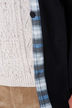 Bei Sturm, Regen und Kälte: legendäre Jacke der bretonischen Fischer!