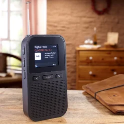 Brusttaschenkleines Digitalradio für unterwegs!