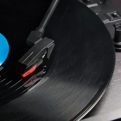 Digitalisierung und Technik in einem nostalgischen Gehäuse