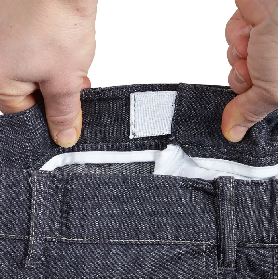 Eine leichte Jeans mit sehr schlauem Dehnbund