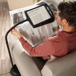 Klare Vergrößerung mit Licht – für bequemeres Lesen und Basteln