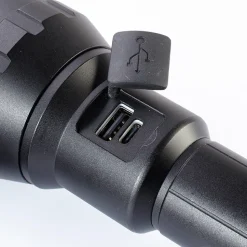 10.000 Lumen – perfekte Sicht und doppelte Akkupower