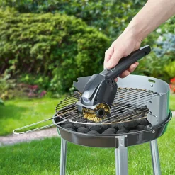 Macht Männern Spaß: Motorbürsten reinigen jeden Grill schnell blitzblank