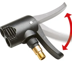 Mit dem 2-in-1-Pumpenkopf ohne Adapterwechsel die gängigsten Ventile aufpumpen.