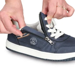 Modisch und bequem: Sneaker mit Kontrasten