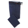 Sehr schlau: die Jeans, die eigens unter dem Bauch sitzt