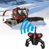 So macht Schneeschieben richtig Spaß – mit dem Pistenbully!