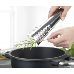 Spaghetti perfekt zubereiten und servieren – mit dem Multifunktionslöffel