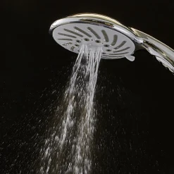 Spart bis zu 50 % Wasser und Energie