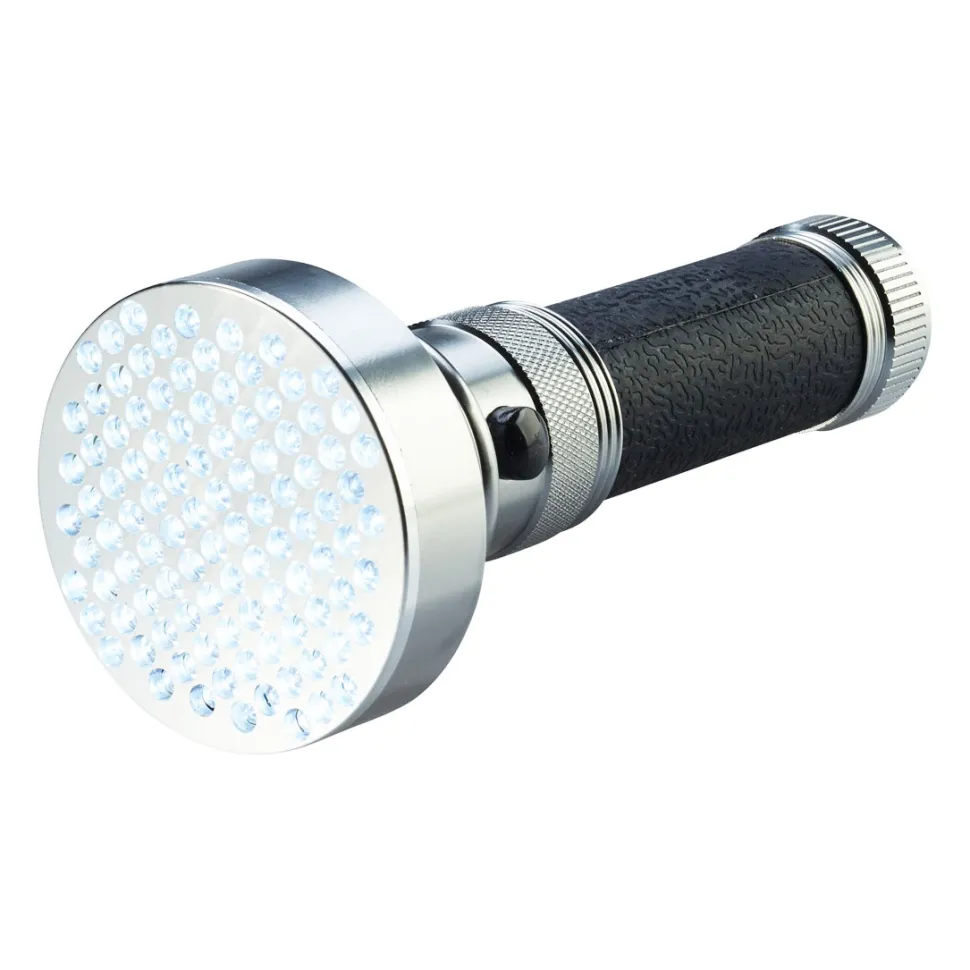 Starke Leistung mit 100 LEDs