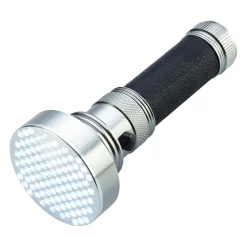Starke Leistung mit 100 LEDs