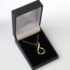 Unendliche Liebe – zeitlos tragbar mit echtem Gold veredelt