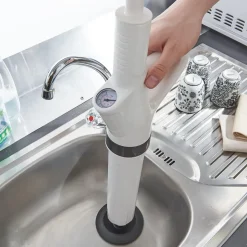 Verstopfte Abflüsse ruckzuck frei – mit Pressluft!