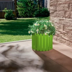 Wasserversorgung inklusive: Dieser Blumentopf „gießt“ sich selbst!