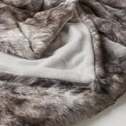 Weich und dicht, wie das Winterfell eines Wolfs!