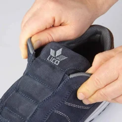 Weiches Veloursleder trifft auf sportive Optik