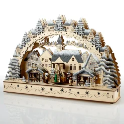 Winterlicher Weihnachtsmarkt mit drehender Pyramide